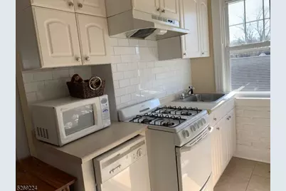 19 Bowers Ln #C, Chatham, NJ 07928 - Photo 7