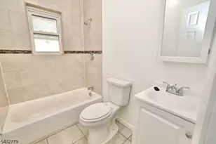 151 Vermont Ave, Newark, NJ 07106 - Photo 23