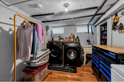 357 N 11th St, Newark, NJ 07107 - Photo 25