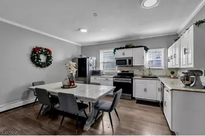 357 N 11th St, Newark, NJ 07107 - Photo 7