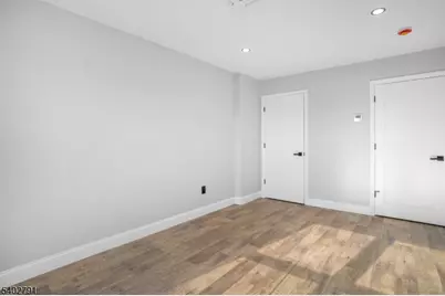 479 15th Ave Unit #2, Newark, NJ 07103 - Photo 17