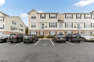 344 Shannon Ct, Lopatcong Township, NJ 08865 - Photo 1