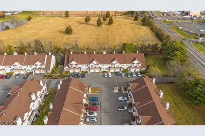 21 Gallop Ln, Franklin Township, NJ 08873 - Photo 3