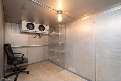 449 Hoboken Ave, Jersey City, NJ 07306 - Photo 23