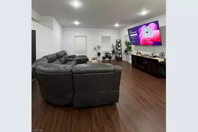 528 Jefferson Ave, Elizabeth, NJ 07201 - Photo 5