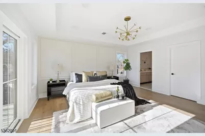 4 Maplewood Dr, Livingston, NJ 07039 - Photo 25