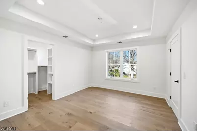 4 Maplewood Dr, Livingston, NJ 07039 - Photo 39