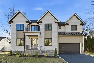 4 Maplewood Dr, Livingston, NJ 07039 - Photo 1