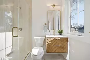 4 Maplewood Dr, Livingston, NJ 07039 - Photo 15