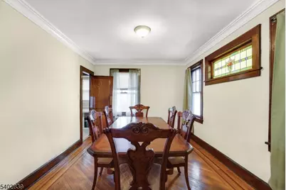 33 Becker Ter, Irvington, NJ 07111 - Photo 3