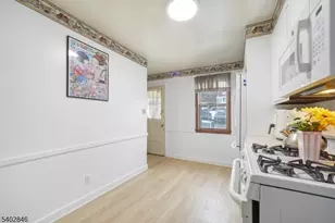 38 Sherwood St, Clifton, NJ 07013 - Photo 11
