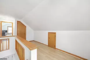 38 Sherwood St, Clifton, NJ 07013 - Photo 7