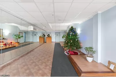 704-712 N Broad St #5F, Elizabeth, NJ 07208 - Photo 11