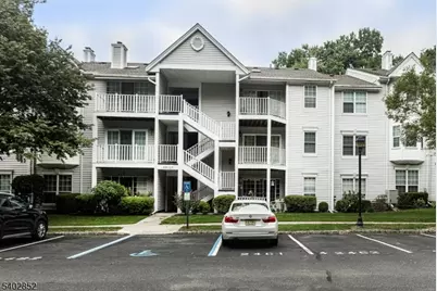 611 Lilac Ln, Mahwah, NJ 07430 - Photo 1