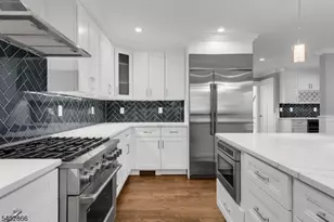 117 W Oak St, Bernards Township, NJ 07920 - Photo 19