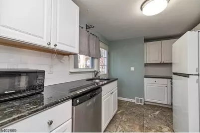 103 Upper Lakeview Ave, Ringwood, NJ 07456 - Photo 9