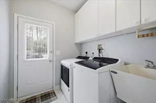 13 Old Schoolhouse Rd, Bethlehem Township, NJ 08802 - Photo 15