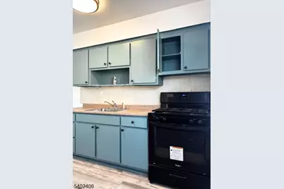 2428 Saint Georges Ave #B6, Rahway, NJ 07065 - Photo 3