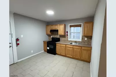 76 Halstead St #2, Newark, NJ 07106 - Photo 3