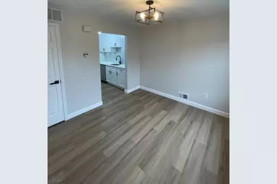 86 Vaughan Dr, Newark, NJ 07103 - Photo 7