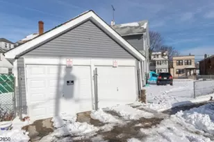 20 Mt Vernon Ave, Irvington, NJ 07111 - Photo 17