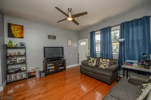 82 Pacific Ave, Garfield, NJ 07026 - Photo 5