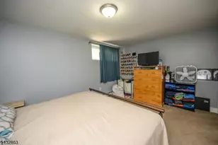 82 Pacific Ave, Garfield, NJ 07026 - Photo 11