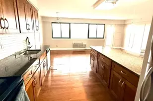 60 Parkway Dr, East Orange, NJ 07017 - Photo 9