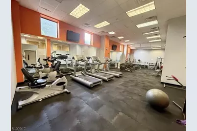 60 Parkway Dr #10G, East Orange, NJ 07017 - Photo 7