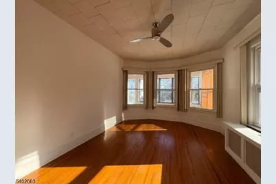 4 Claremont Pl #1, Montclair, NJ 07042 - Photo 9