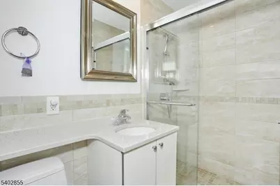 18 Schirra Dr, Wanaque, NJ 07465 - Photo 19