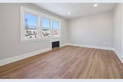 56 Osborne Pl, Irvington, NJ 07111 - Photo 11