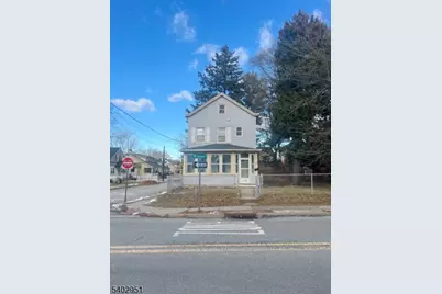 63 Wyckoff Ave, Waldwick, NJ 07463 - Photo 3