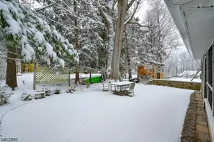 13 Pochuck Dr, Vernon, NJ 07461 - Photo 25