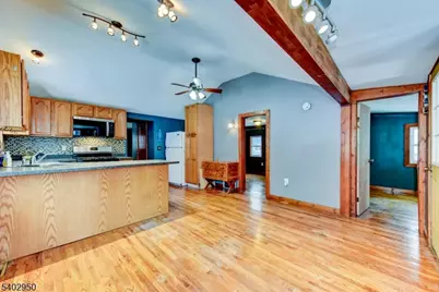 13 Pochuck Dr, Vernon, NJ 07461 - Photo 3