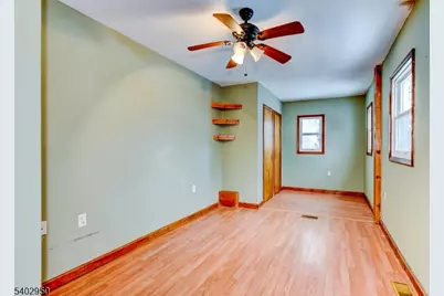 13 Pochuck Dr, Vernon, NJ 07461 - Photo 17