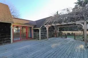 10 Red Maple Ln, Kenilworth, NJ 07033 - Photo 31