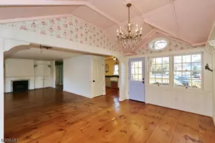 10 Red Maple Ln, Kenilworth, NJ 07033 - Photo 33