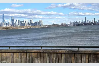 30 Freedomway #102, Jersey City, NJ 07305 - Photo 39