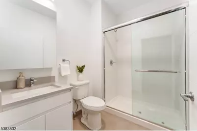 431 Dr Mlk Jr Blvd #527, East Orange, NJ 07018 - Photo 41