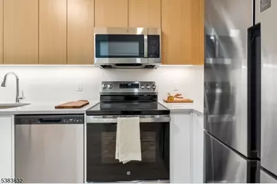 431 Dr Mlk Jr Blvd #601, East Orange, NJ 07018 - Photo 17