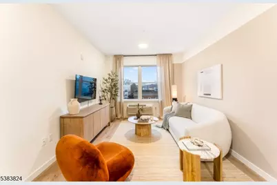 431 Dr Mlk Jr Blvd #421, East Orange, NJ 07018 - Photo 3