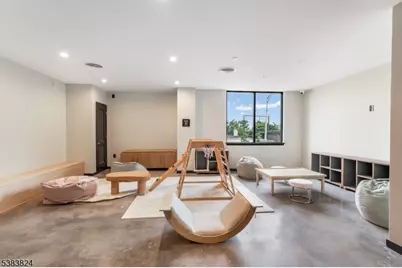 431 Dr Mlk Jr Blvd #421, East Orange, NJ 07018 - Photo 33