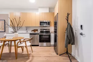 431 Dr Mlk Jr Blvd, East Orange, NJ 07018 - Photo 9