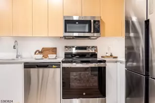 431 Dr Mlk Jr Blvd, East Orange, NJ 07018 - Photo 17