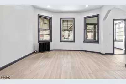 211 N 13th St, Newark, NJ 07107 - Photo 15