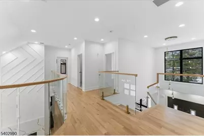 83 Falcon Rd, Livingston, NJ 07039 - Photo 25