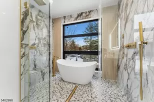 83 Falcon Rd, Livingston, NJ 07039 - Photo 29