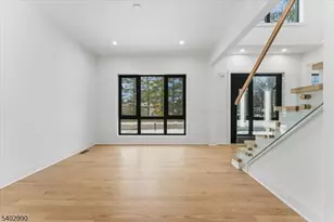 83 Falcon Rd, Livingston, NJ 07039 - Photo 21