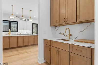 83 Falcon Rd, Livingston, NJ 07039 - Photo 7